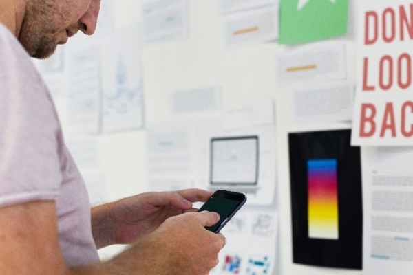 Image for article 'Throw out the Gantt Chart! (And other top tips for change communicators)'