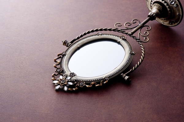 Image for article 'Through the looking glass: Strategic communications for the UK Government'