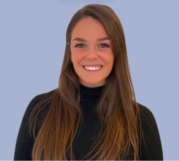 Mia Savastano looking at the camera and smiling