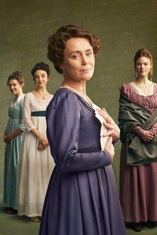 In period dress against a green background are the actresses Synnøve Karlsen, Patsy Ferran, Keeley Hawes and Rose Leslie.